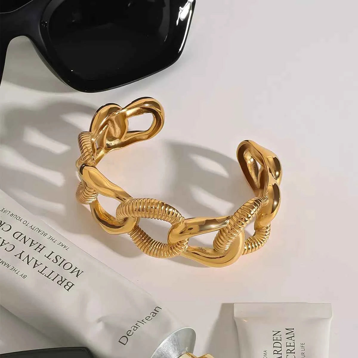 18K Gold-Plated Bracelet - Chain Link Open Design